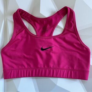 💓Nike Dri-Fit Sports Women Bra Racer Size:M solid pink color Activate With Style